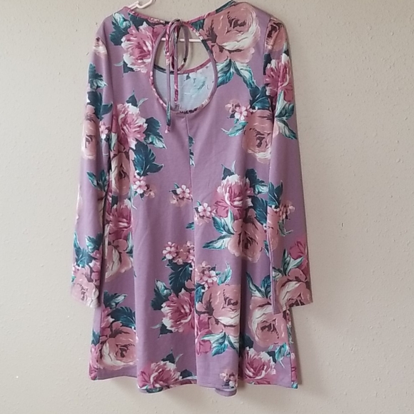 Long sleeve dress - Picture 2 of 3